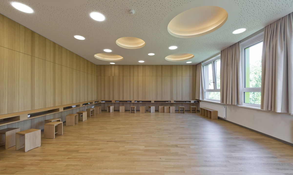 Copyright Michael Miltzow 2023 9897.jpg